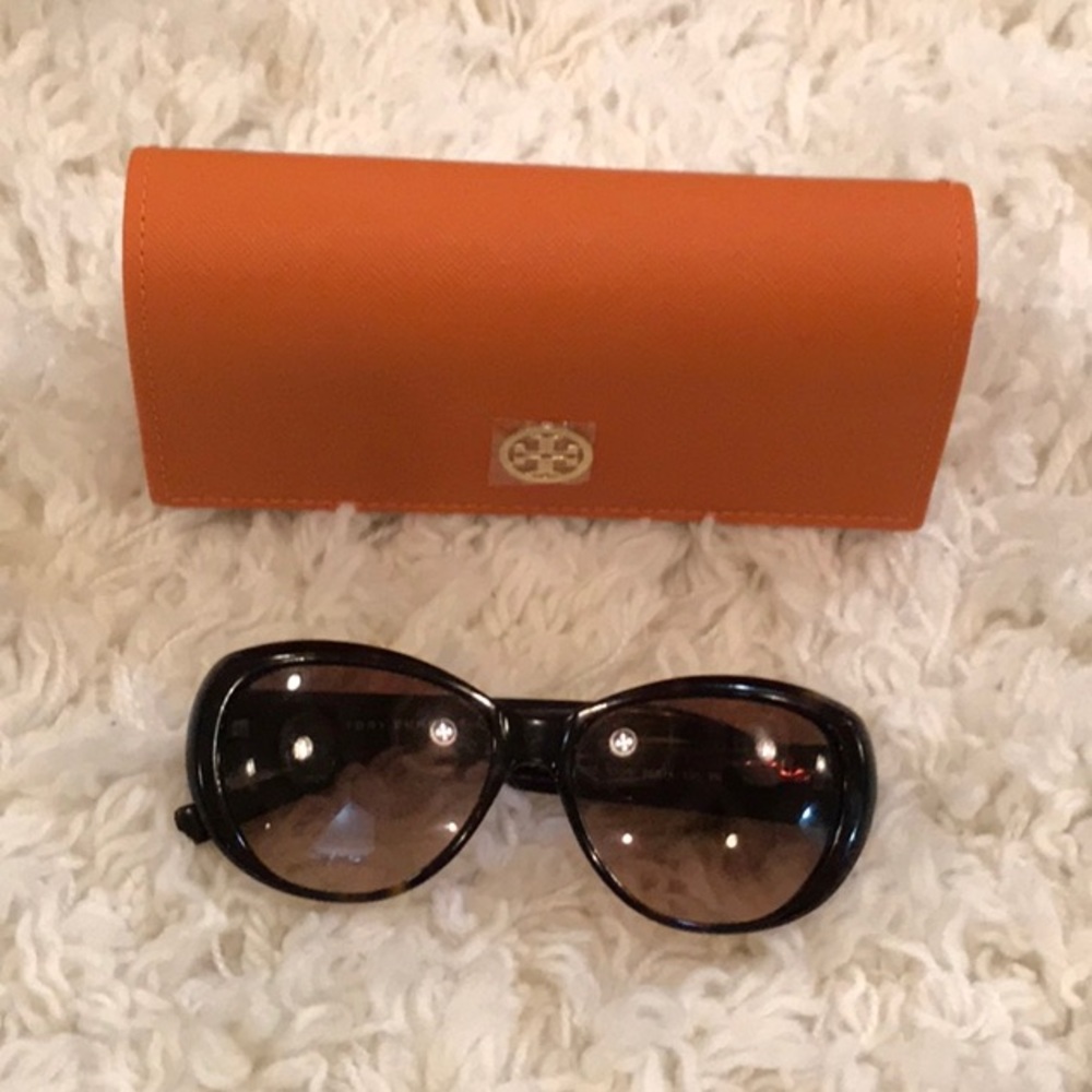 Tory Burch Sunglasses with new leather case